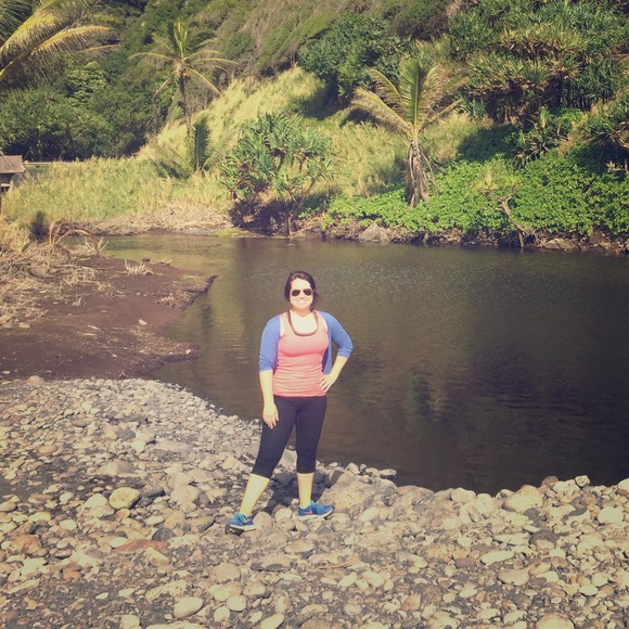 Meet Your Posher, Samantha - Picture 1 of 1